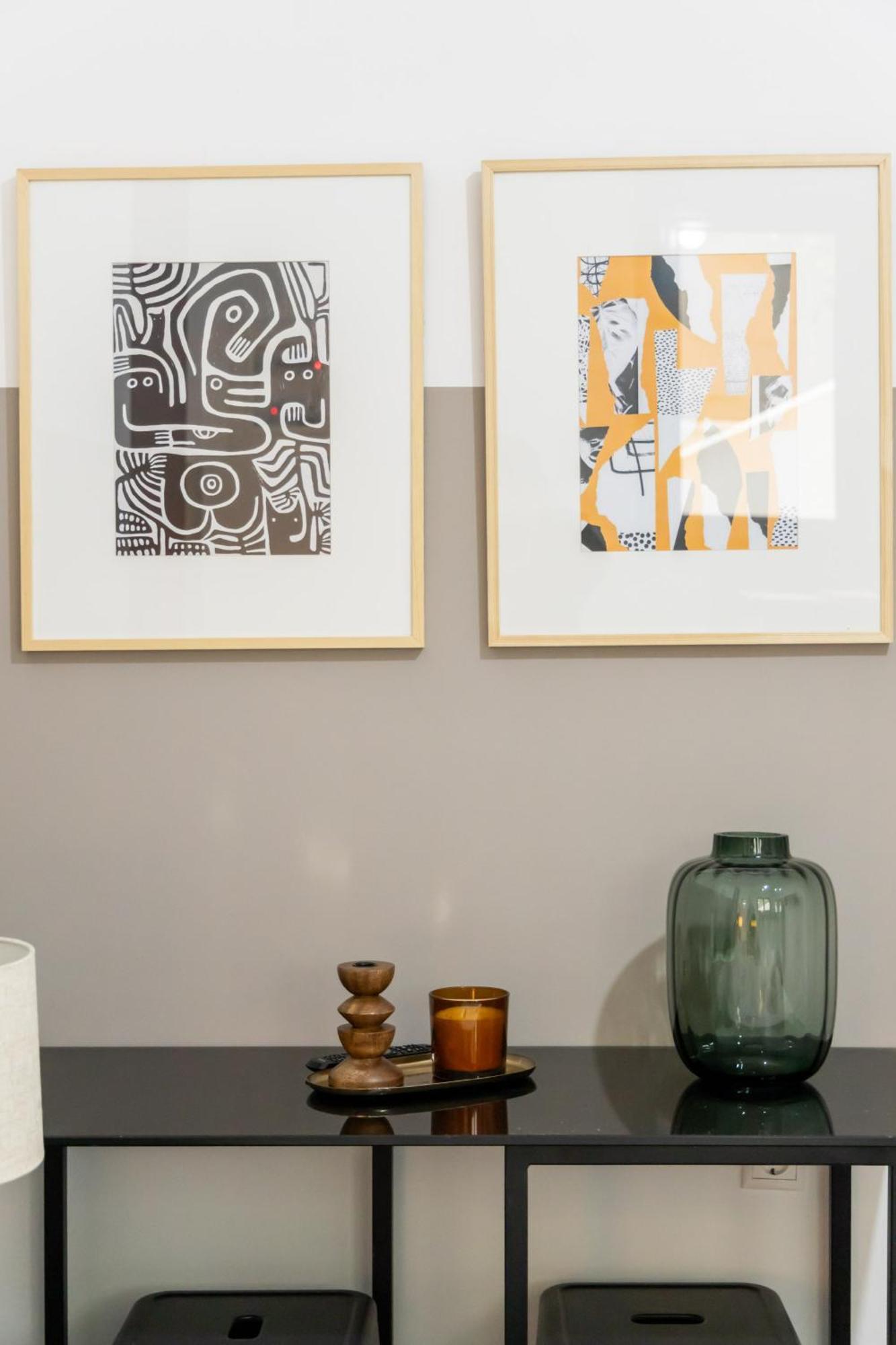 Renovated 5 Bdr House Near Acropolis - New Beds, Terrace & Green Yard Athen Eksteriør bilde